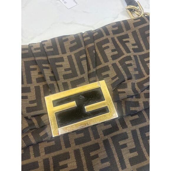 Fendi Brown Zucca Shoulder Bag - Good Condition - Picture 3 of 7